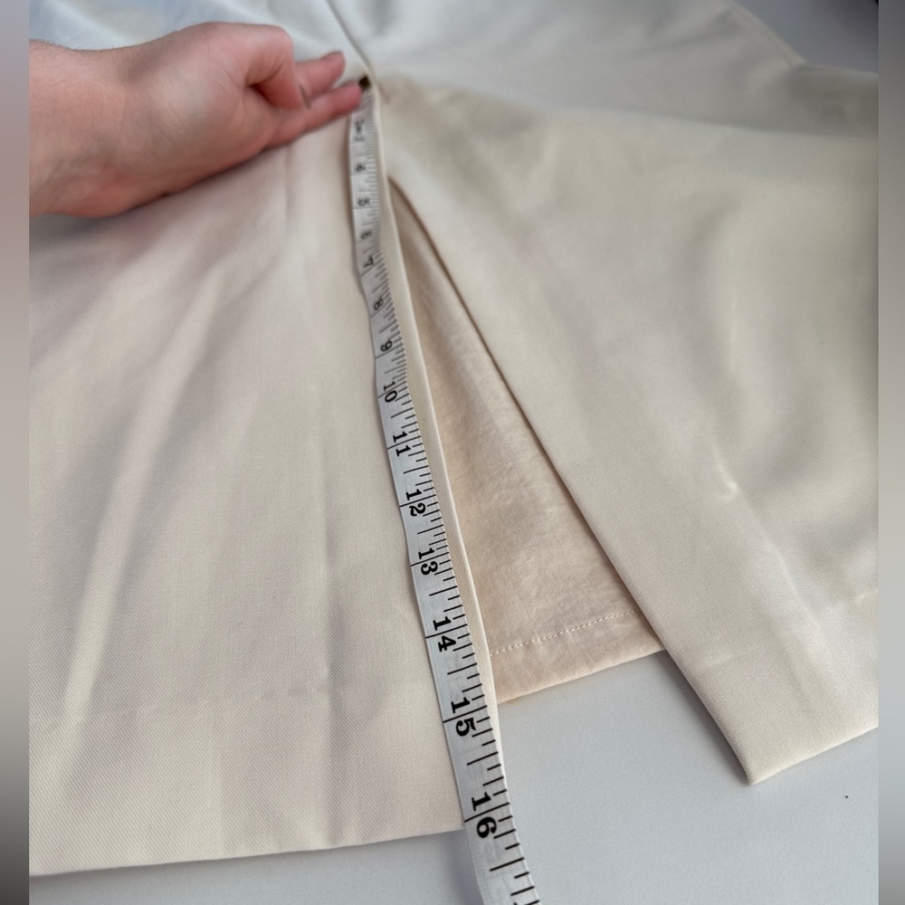 🔥Lichi Cream Sheath Midi Dress with Puff Sleeves in Perfect condition 🔥 - Picture 11 of 13
